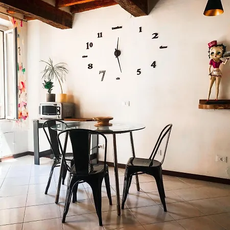 Grazioso Bilocale Pieno Centro * מודנה