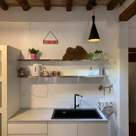 Grazioso Bilocale Pieno Centro Lejlighed *