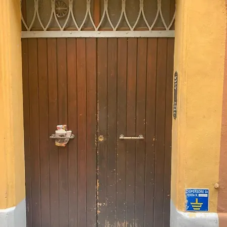 Grazioso Bilocale Pieno Centro * モデナ